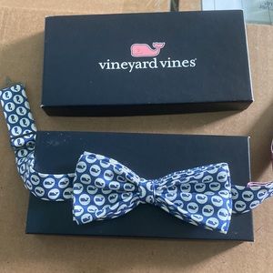 Youth silk bow tie Vineyard Vines